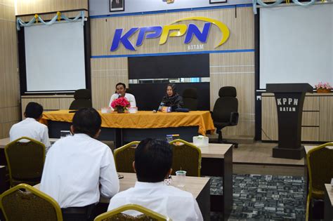 Peningkatan Kapasitas Sdm Penulisan Artikel Bersama Lkbn Antara Batam