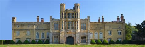 Coughton Court - Britain ExplorerBritain Explorer