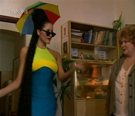 Naked Dagmar Daskova in Policajti z předměstí