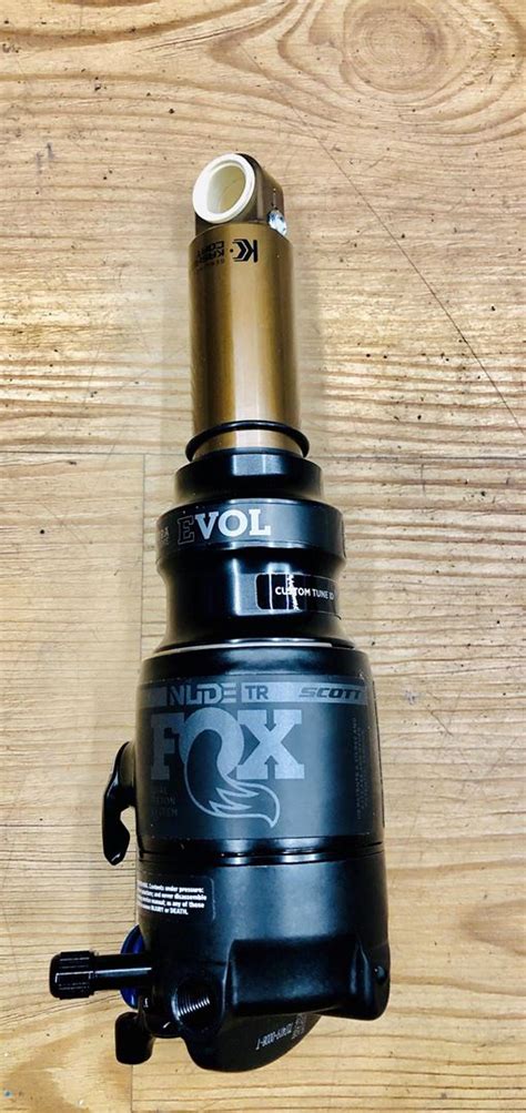 Fox Nude TR Evol DPS Trunnion für CHF in Müstair günstig kaufen