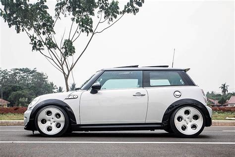 Permaisuri Mini Cooper R Rotiform Forged Piece Monolook Dia