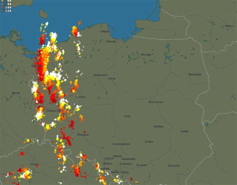 Burze przechodzą nad Polską Ulewy i gradobicia Gdzie jest burza 27