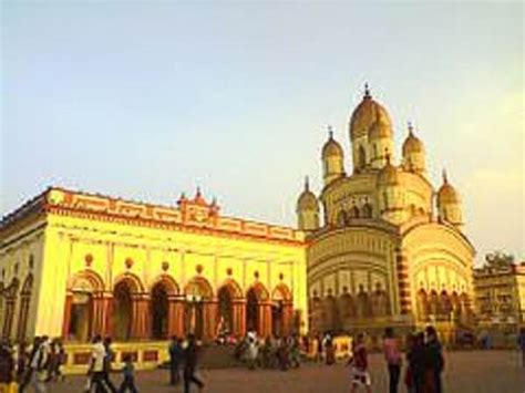 Dakshineswar Kali Temple | Timings, Poojas & History | Temple Guide