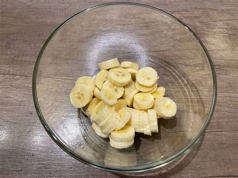 Оладьи из бананов и яиц без муки и молока - пошаговый рецепт