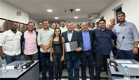 Deputado Carlão Pignatari recebe títulos de cidadão das cidades de