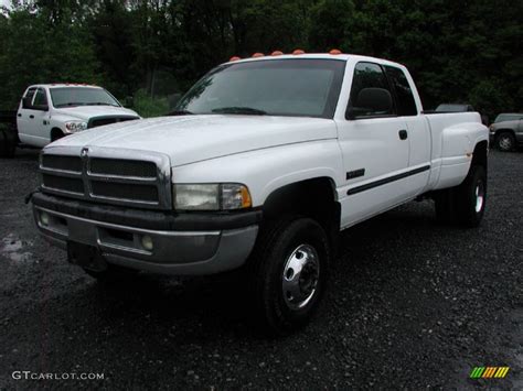 2000 Bright White Dodge Ram 3500 Slt Extended Cab 4x4 Dually 66080444