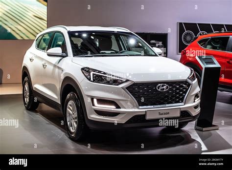 Brussels Belgium Jan White Hyundai Tucson At Brussels Motor Show