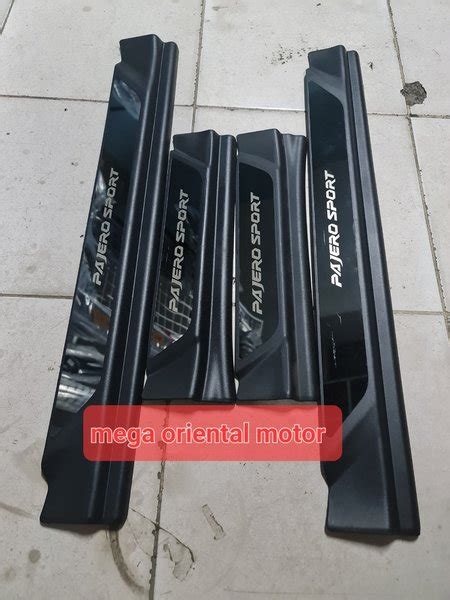 Jual Door Sillplate Pintu Samping Black Chrome All New Pajero Sport Di