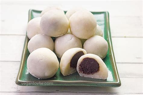 Stovetop Sweet Red Bean Mochi Recipe - Daifuku Mochi