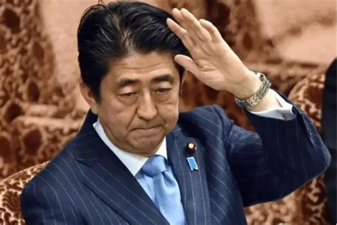 日本前首相安倍晋三遇刺身亡腾讯新闻