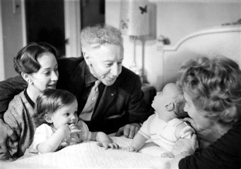 Plano Medio De Eva Rubinstein Amy Coffin Rubinstein Arthur Rubinstein