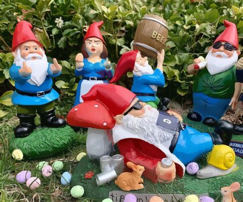 Rude Garden Gnomes | Fasci Garden