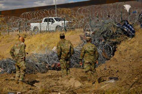 High court allows Border Patrol to remove razor wire Texas placed at ...