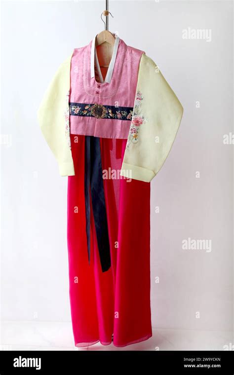 Korean Traditional Clothing Immagini E Fotografie Stock Ad Alta