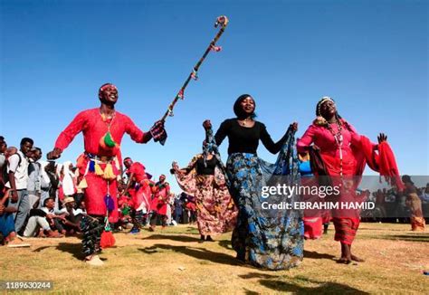 629 Sudanese Dance Stock Photos High Res Pictures And Images Getty