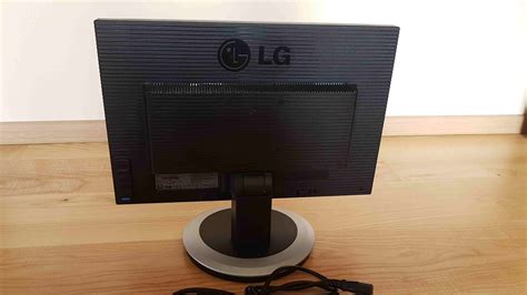 Monitor LG Flatron L194WT SF 19 Ogłoszenie