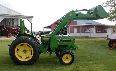 John Deere 2040 diesel tractor with loader for sale