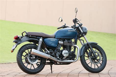 ホンダ「gb350」「gb350 S」装備解説｜令和のヒットモデル、その魅力はバイクの原点を感じさせる“普通さ”にあり Webオートバイ