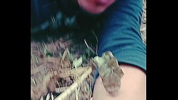 Indefenso En El Monte XVIDEOS