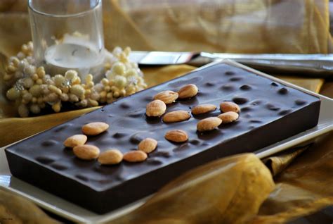 Turron De Chocolate Con Almendras Chez Silvia