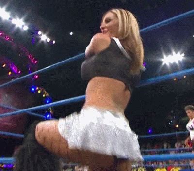 Wwe Divas GIF - Find & Share on GIPHY