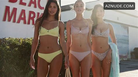 Elizabeth Turner Sexy Shows Off Her Hot Figure And Cleavage Posing In Tiny Bikini Aznude