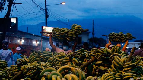 Bananeros y otros gremios se suman a la movilización del 1 de mayo El