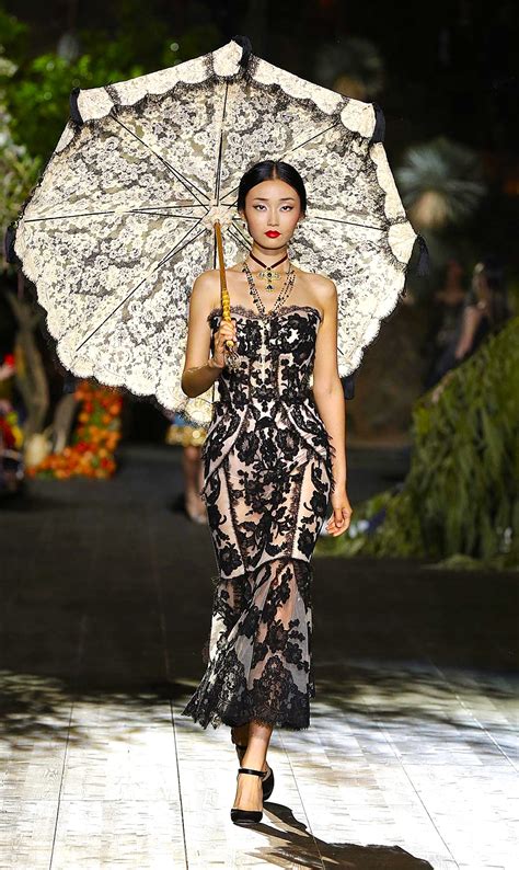 Dolce Gabbanas Midsummer Nights Dream Alta Moda Autumn Winter