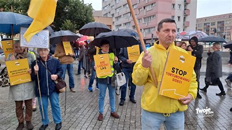 Protest na placu Adamowicza Bezpieczeństwo nie wyklucza