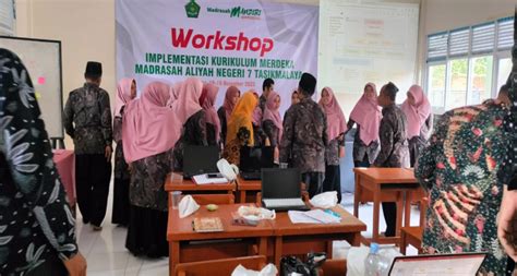 Workshop Implementasi Kurikulum Merdeka Man Tasikmalaya