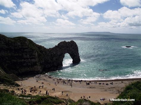 Durdle Door - Famous Limestone Arch and Durdle Door Beach Tourist ...