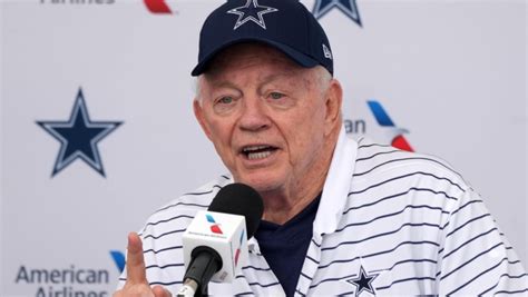 Jerry Jones Answers If Dallas Cowboys Will Be Active Before Nfl Trade Deadline