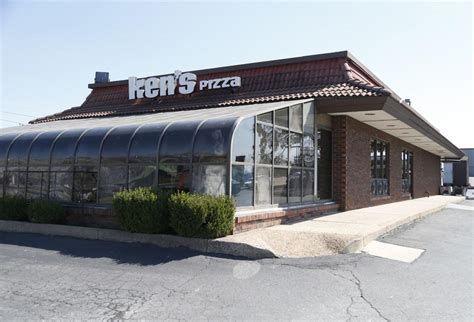 Grab a slice of Ken's Pizza and a Tastee-Freez cone — these places ...