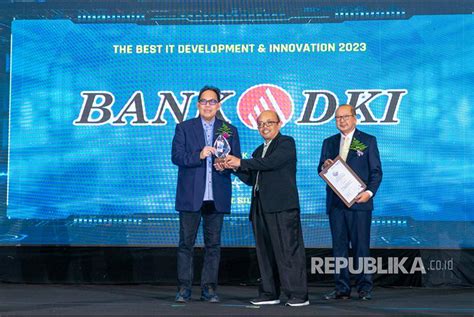 Bank Dki Raih Empat Penghargaan Digitech Award Republika Online