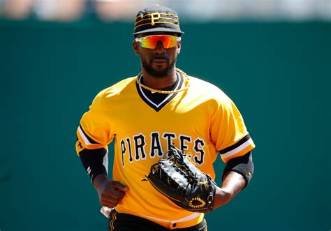 Ranking All the Pittsburgh Pirates Uniforms From Worst To Best