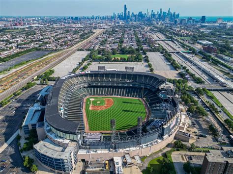 aerial view  rate field  chicago skyline  expressway