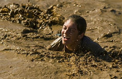 Crawl Mud Competition Race Obstacle Feet Water Shoes Sport