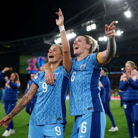 Lionesses Reach Agreement In Fa Player Bonuses Dispute