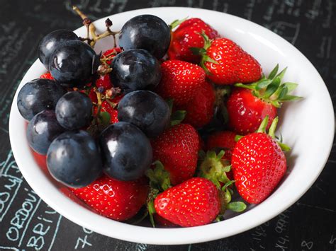 Fotos Gratis Planta Fruta Baya Gota De Agua Comida Rojo Produce