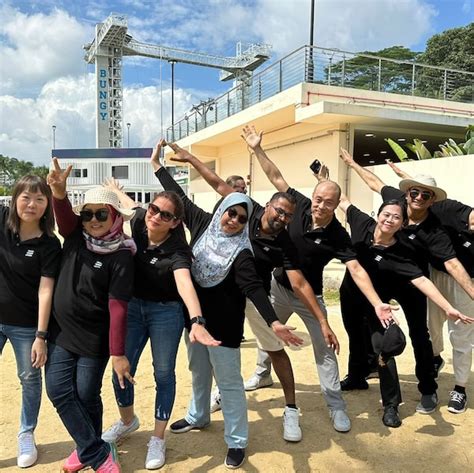 Beach Team Building Activities At Siloso Beach Sentosa Scentopia