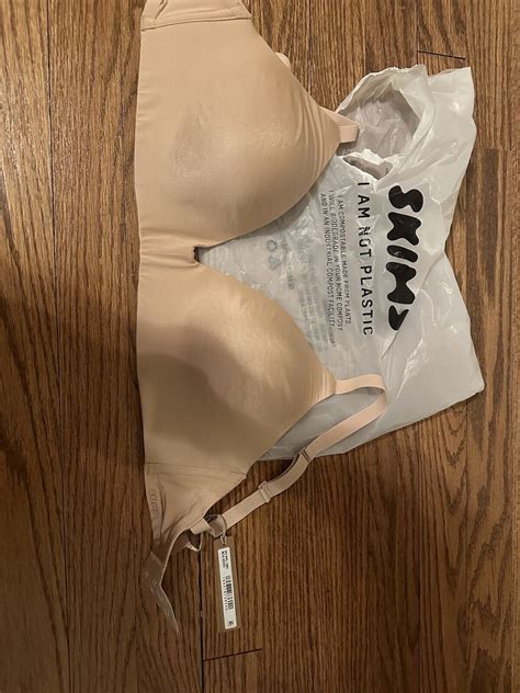 SKIMS WIRELESS FORM T SHIRT DEMI BRA 32DDD EBay