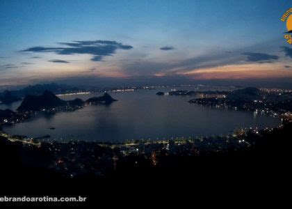 Parque Da Cidade Por Do Sol Quebrando A Rotina