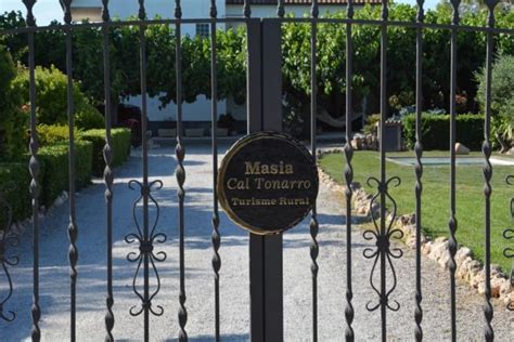 Masia Cal Tonarro San Mart N Sarroca Alle Infos Zum Hotel