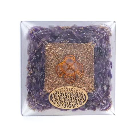 Orgonite Pyramid Amethyst Flower Of Life Infinita Fi Verkkokauppa