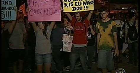 G1 Nova tarifa de ônibus gera protesto de estudantes em Sorocaba SP