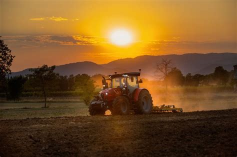 Same Schiera La Sua Gamma Di Trattori In Vista Di Eima