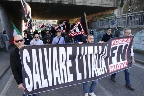 Corteo Forza Nuova Quei Volantini Sotto Inchiesta E Apologia Di