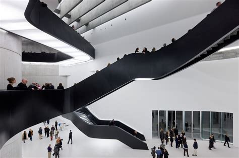 Gallery of MAXXI Museum / Zaha Hadid Architects - 7