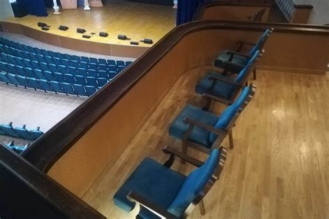 Театральные стулья для Дома культуры - Группа компаний «Аванта»