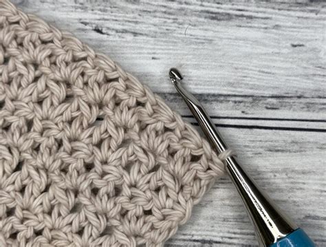 How To Crochet The Diamond Tweed Stitch Love Life Yarn